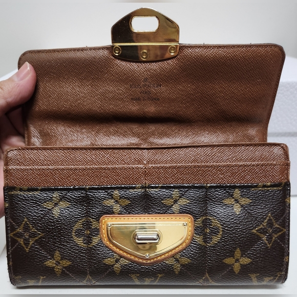 LOUIS VUITTON Sarah Etoile Monogram Quilted Wallet - Picture 3 of 16
